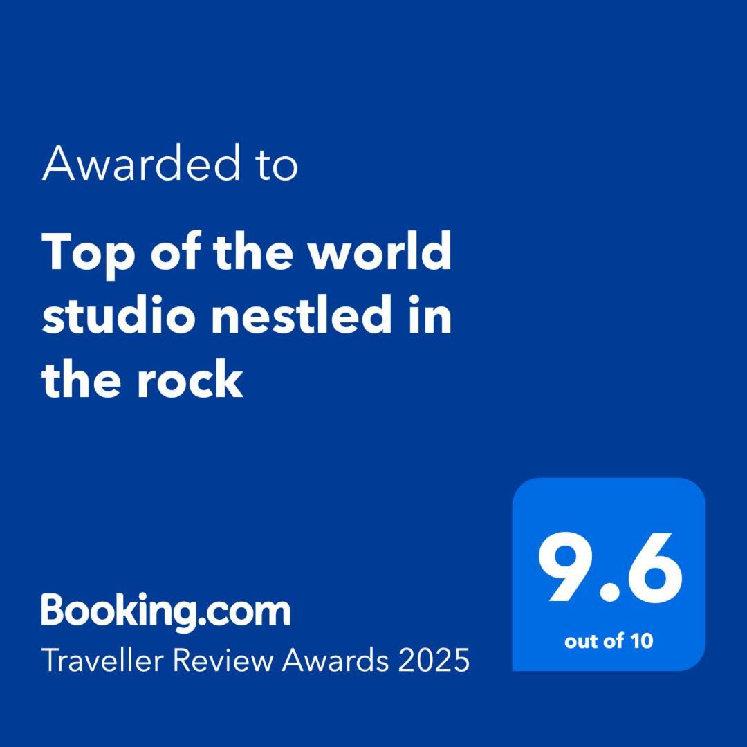 Top Of The World Studio Nestled In The Rock Queensberry エクステリア 写真
